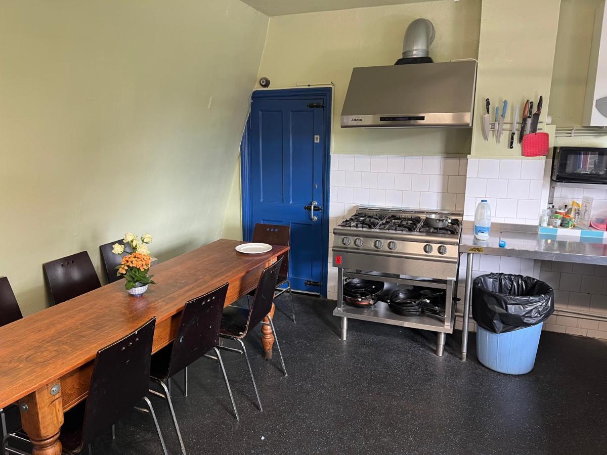 Hootananny Hostel London