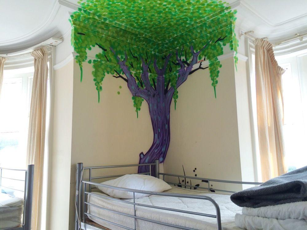 Hostel Hootananny London