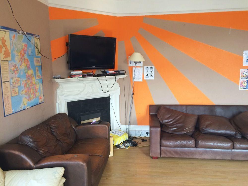 Hostel Hootananny