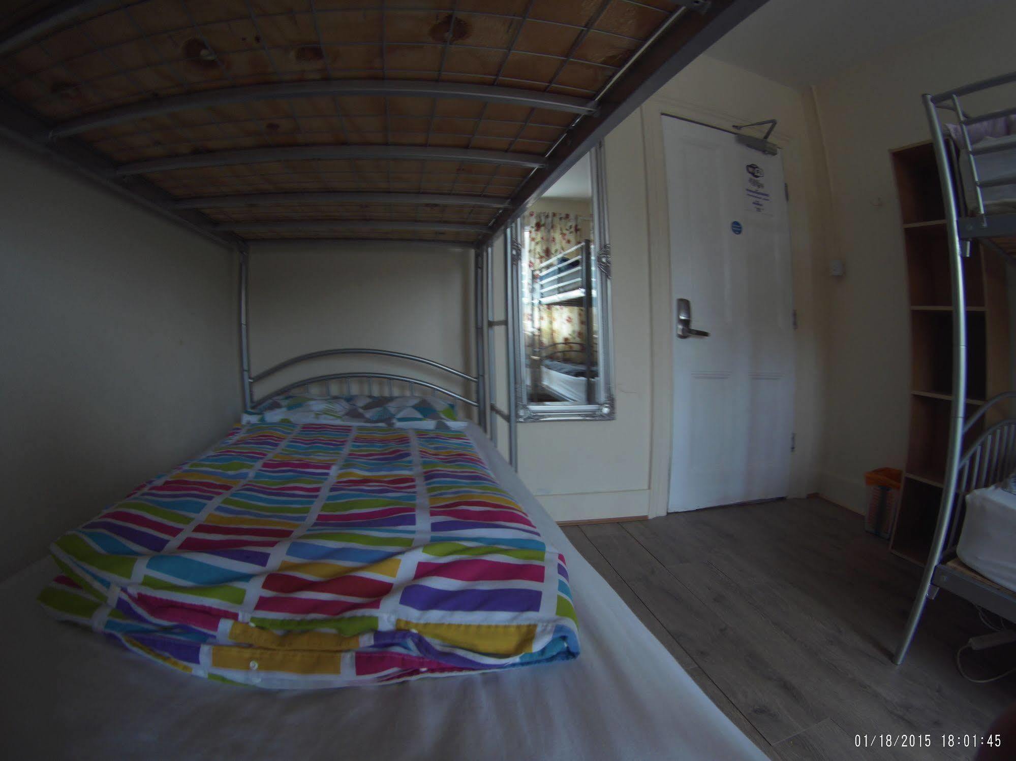 Hostel Hootananny