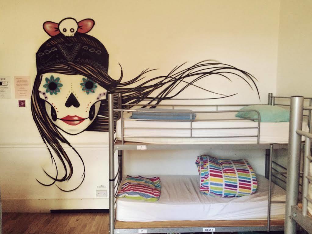 Hostel Hootananny London